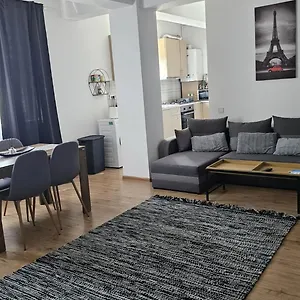  Apartament Doxa Airport România